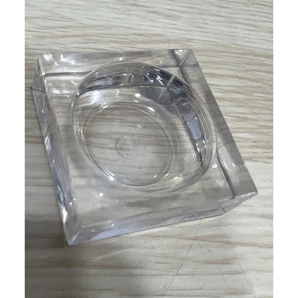 Glass Paperweight Egg Etched Nutcracker Soldier Design Pink Great Condition - Picture 4 of 6